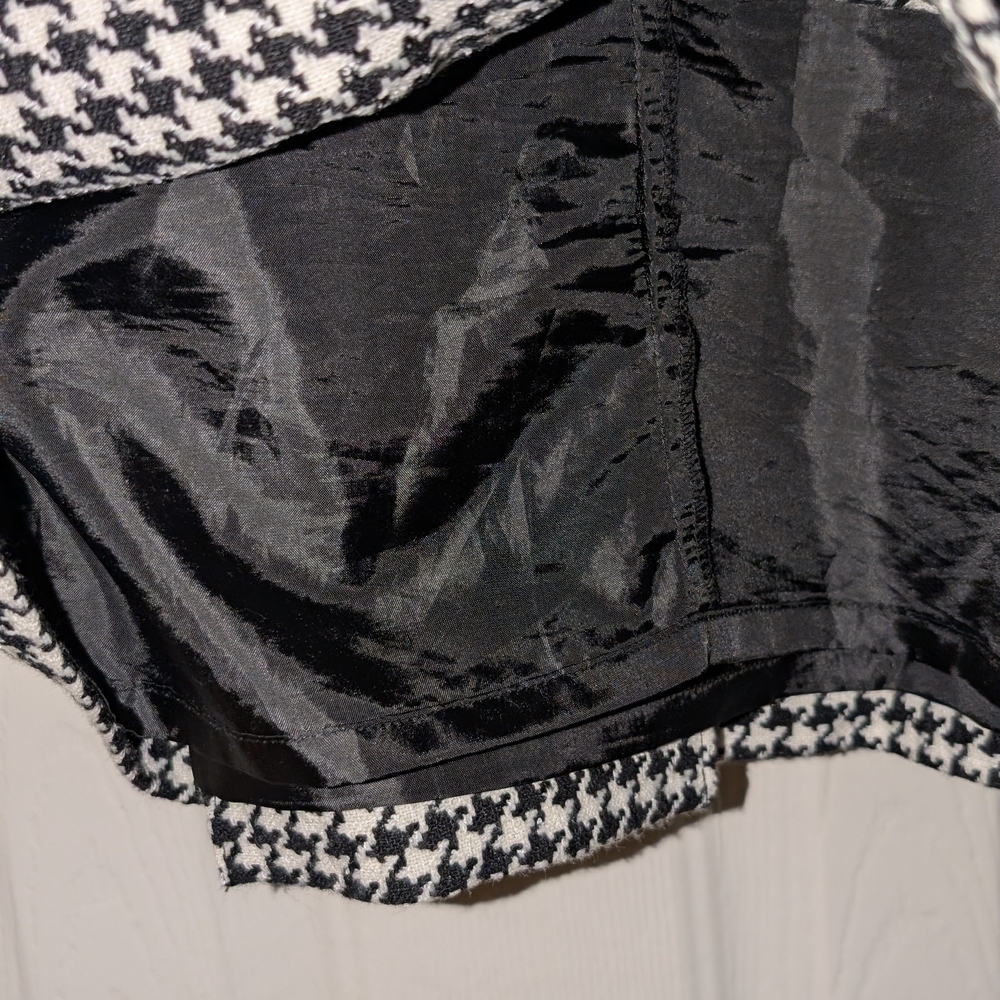 Black White Houndstooth Knee Length Pencil Skirt - Picture 5 of 5